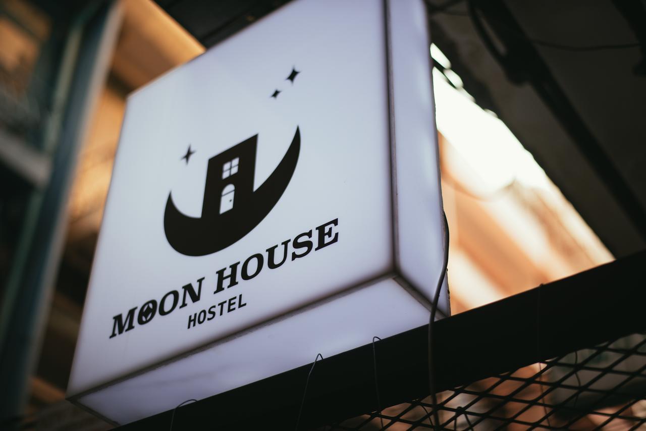 Moon House Hostel Bangkok Exteriér fotografie